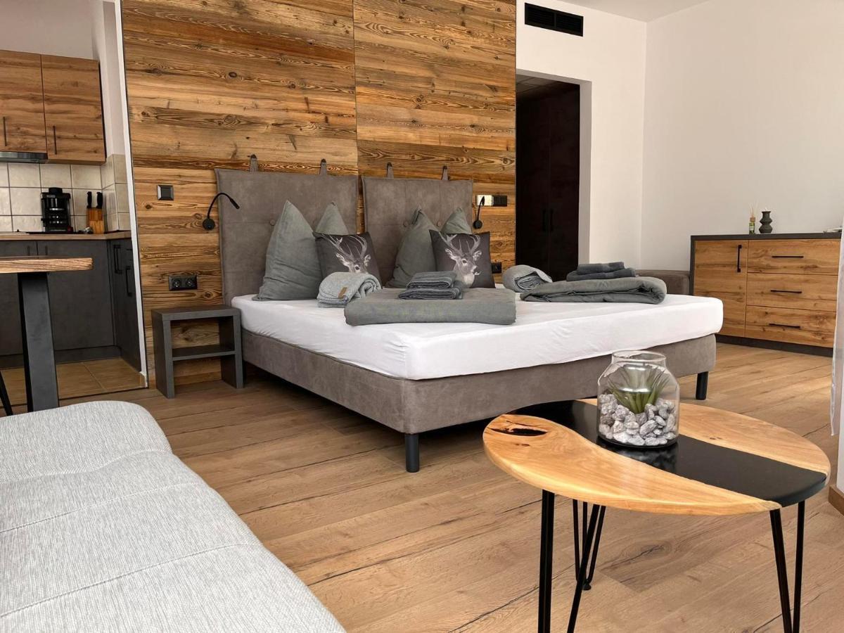 Áron Apartman-Zalakaros Exterior foto